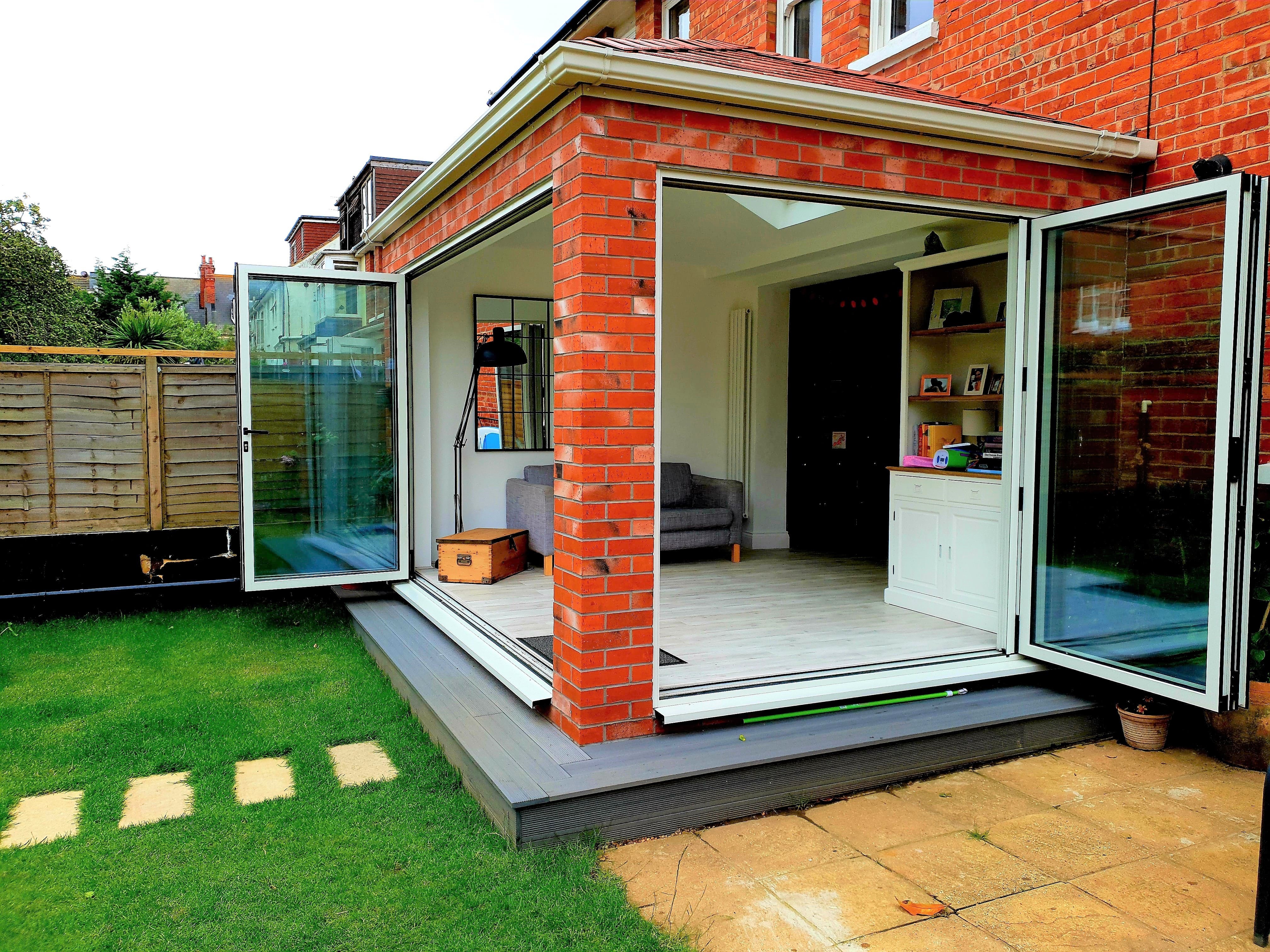 thermal efficiency aluminium bi-fold doors